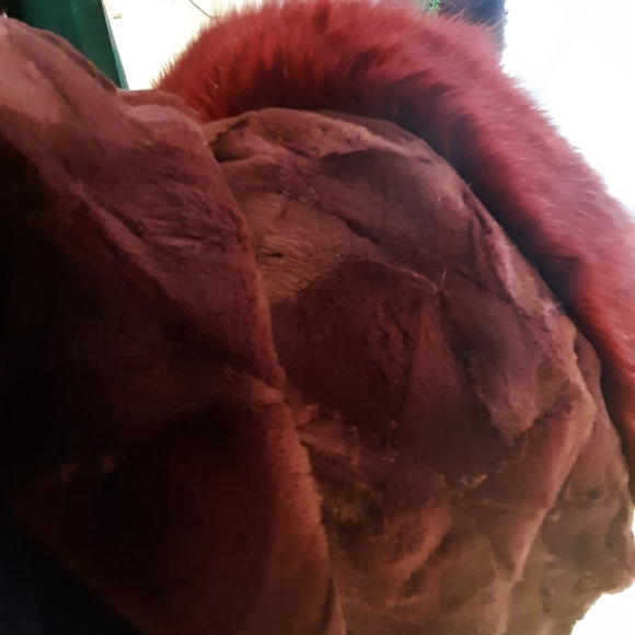 Fur coat - Picture 6 of 7